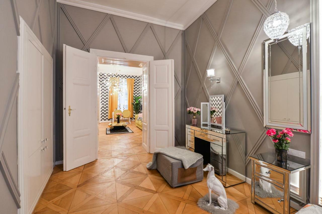 Dalí Wenceslas Square Apartment Praga Exterior foto