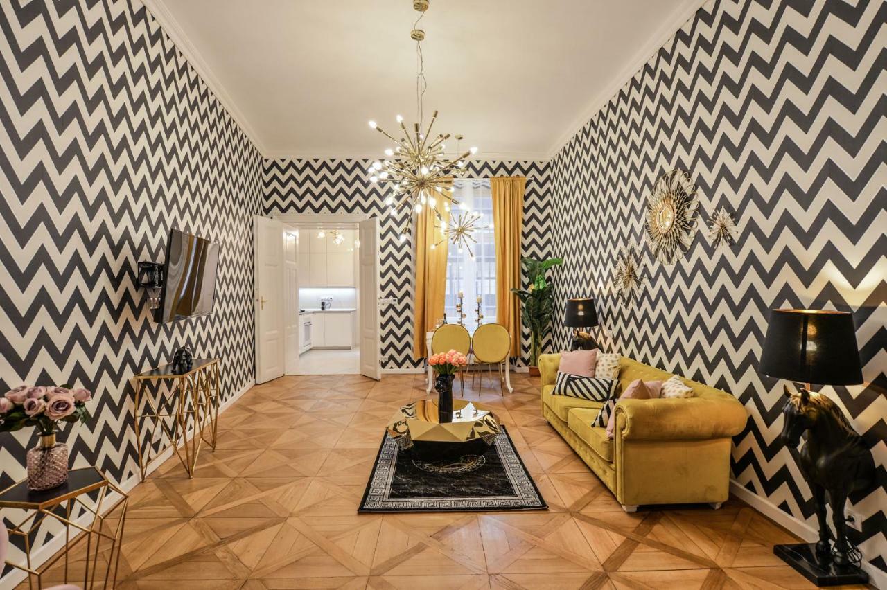 Dalí Wenceslas Square Apartment Praga Exterior foto